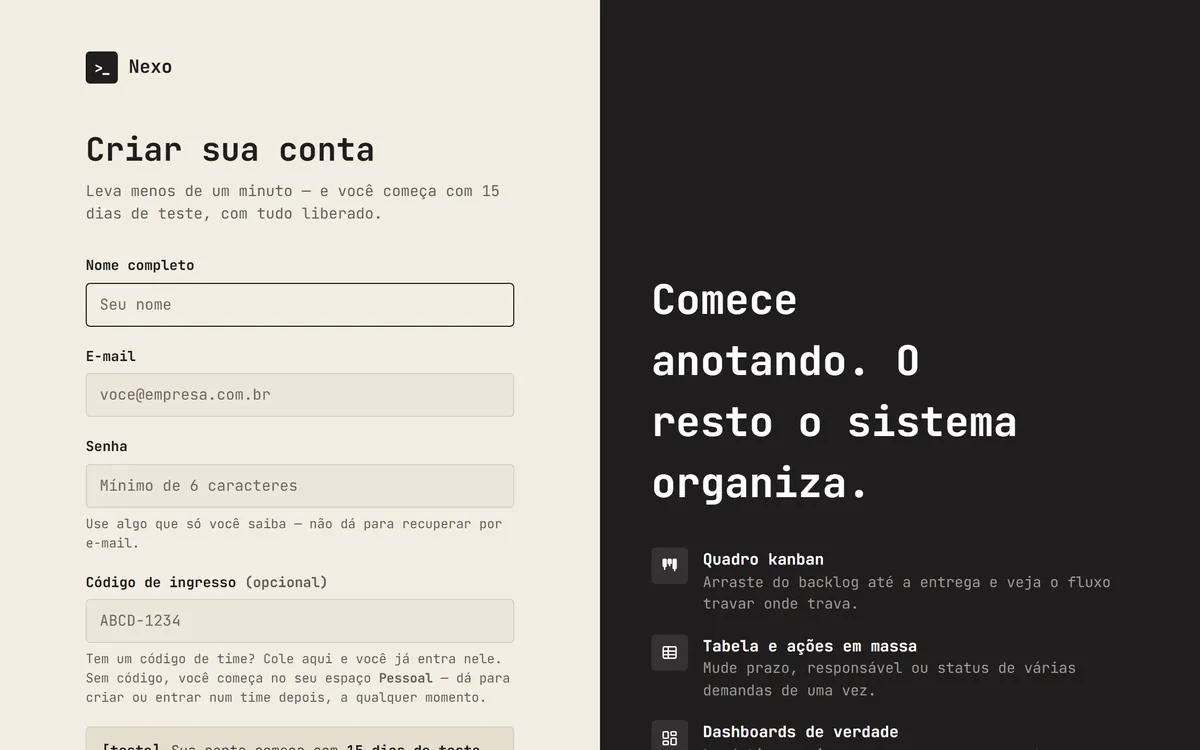 Tela de criar conta do Nexo, ao lado da lista de recursos: quadro kanban, tabela com ações em massa, dashboards e exportação para planilha.